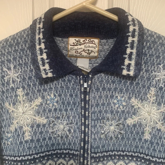 Vintage Heirloom Collectibles Winter Snow Flake Knit embellished sweater Small - Picture 4 of 12
